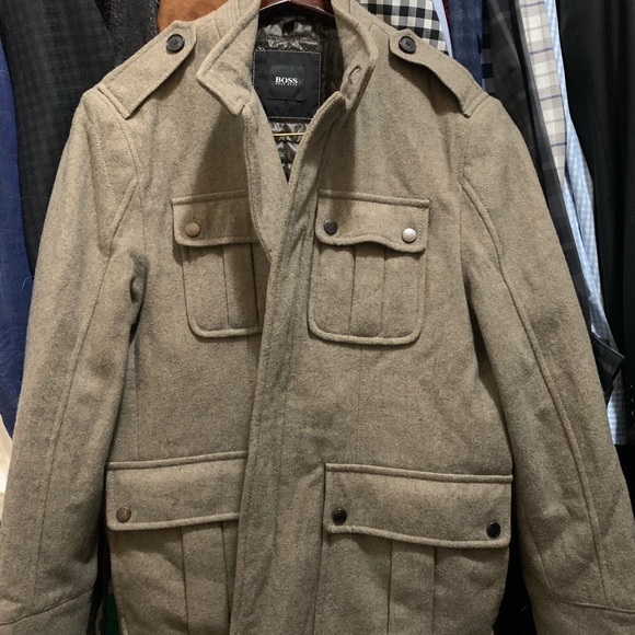 HUGO BOSS - Picture 7 of 8